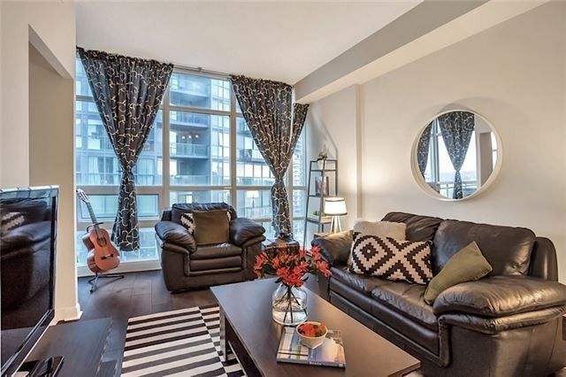 Preview image for 15 Bruyeres Mews #1401, Toronto