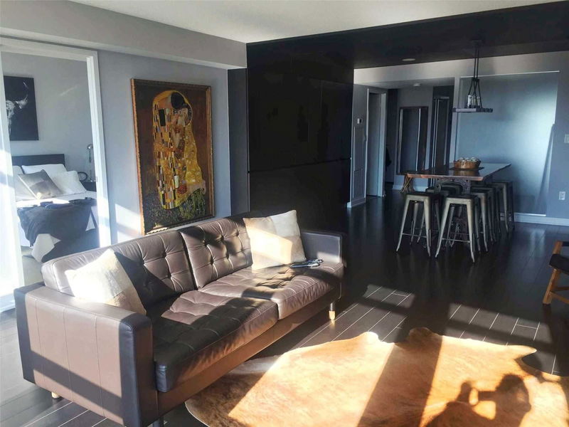 Preview image for 10 Capreol Crt #306, Toronto