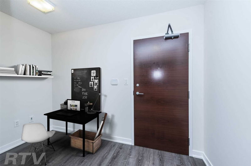 Preview image for 10 Capreol Crt #353, Toronto