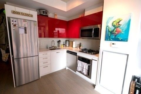 Preview image for 39 Brant St #523, Toronto