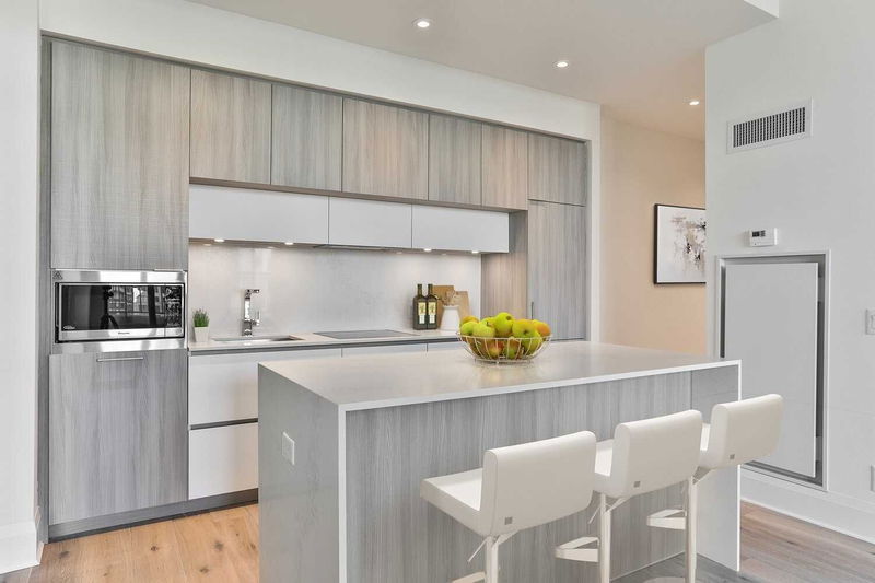 Preview image for 151 Avenue Rd #804, Toronto