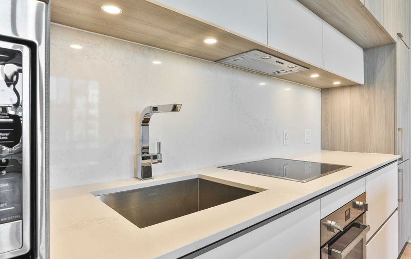 Preview image for 151 Avenue Rd #804, Toronto