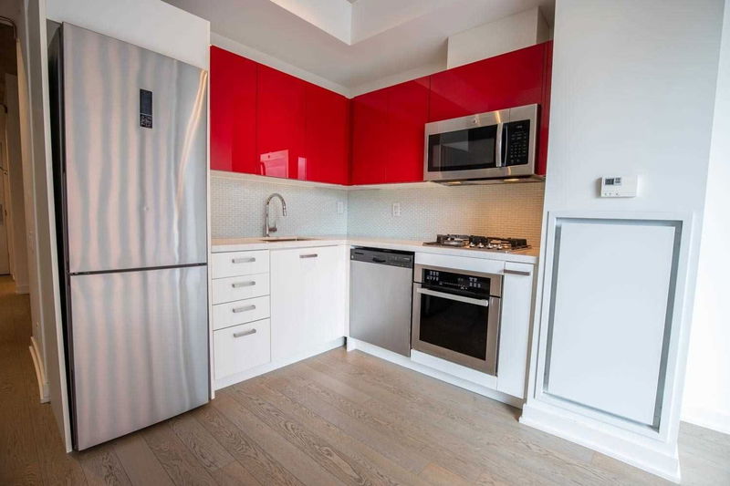 Preview image for 39 Brant St #523, Toronto