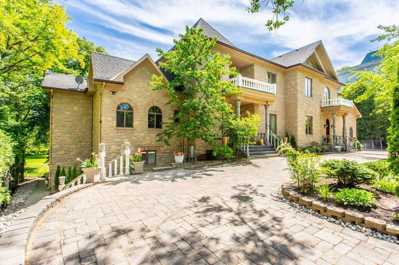 Preview image for 9 Post Rd, Toronto