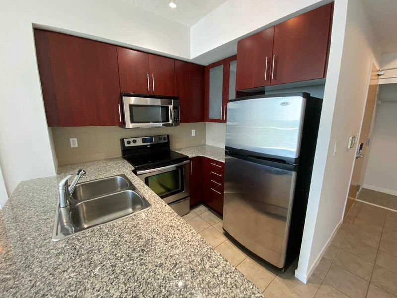 Preview image for 65 Bremner Blvd #3501, Toronto