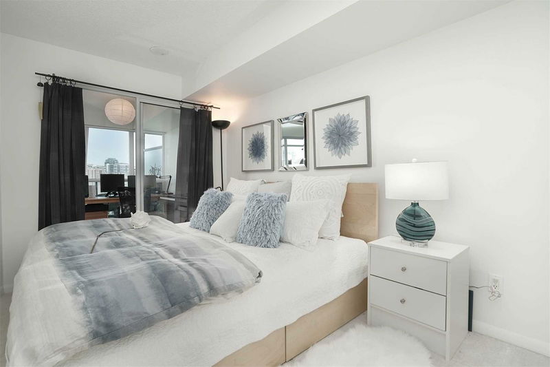 Preview image for 219 Fort York Blvd #1710, Toronto