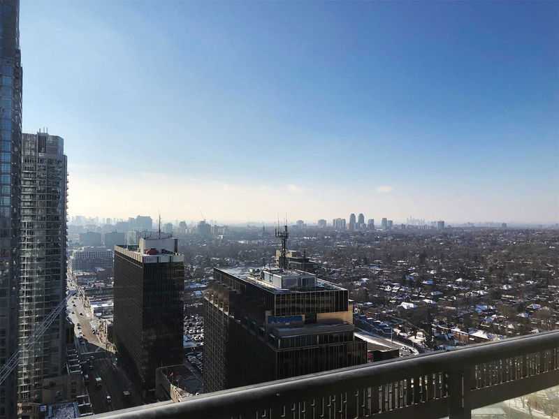 Preview image for 8 Eglinton Ave #2301, Toronto