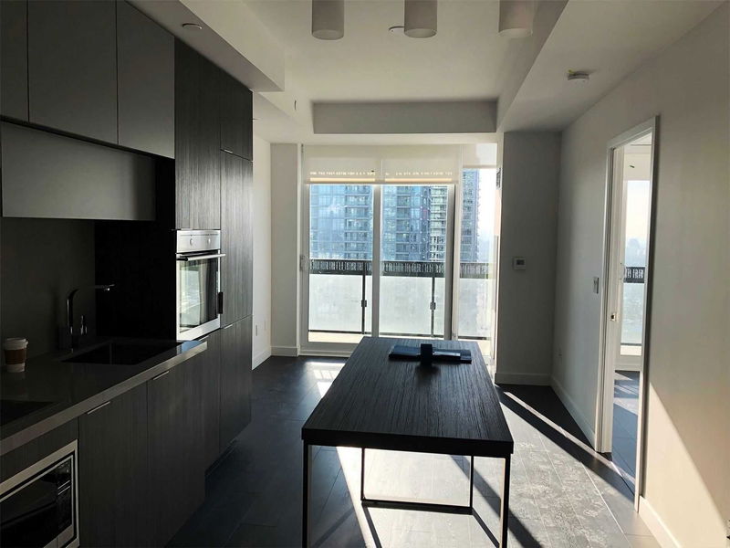 Preview image for 8 Eglinton Ave #2301, Toronto