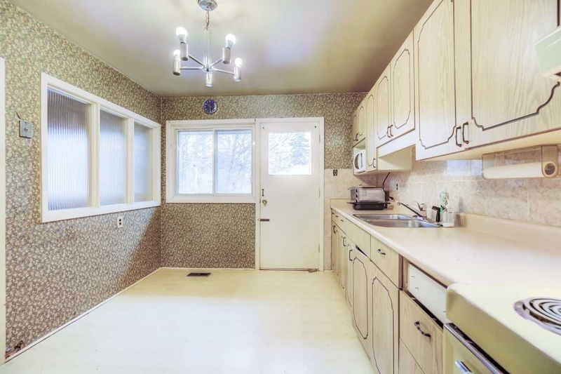 Preview image for 29 Cobham Cres, Toronto