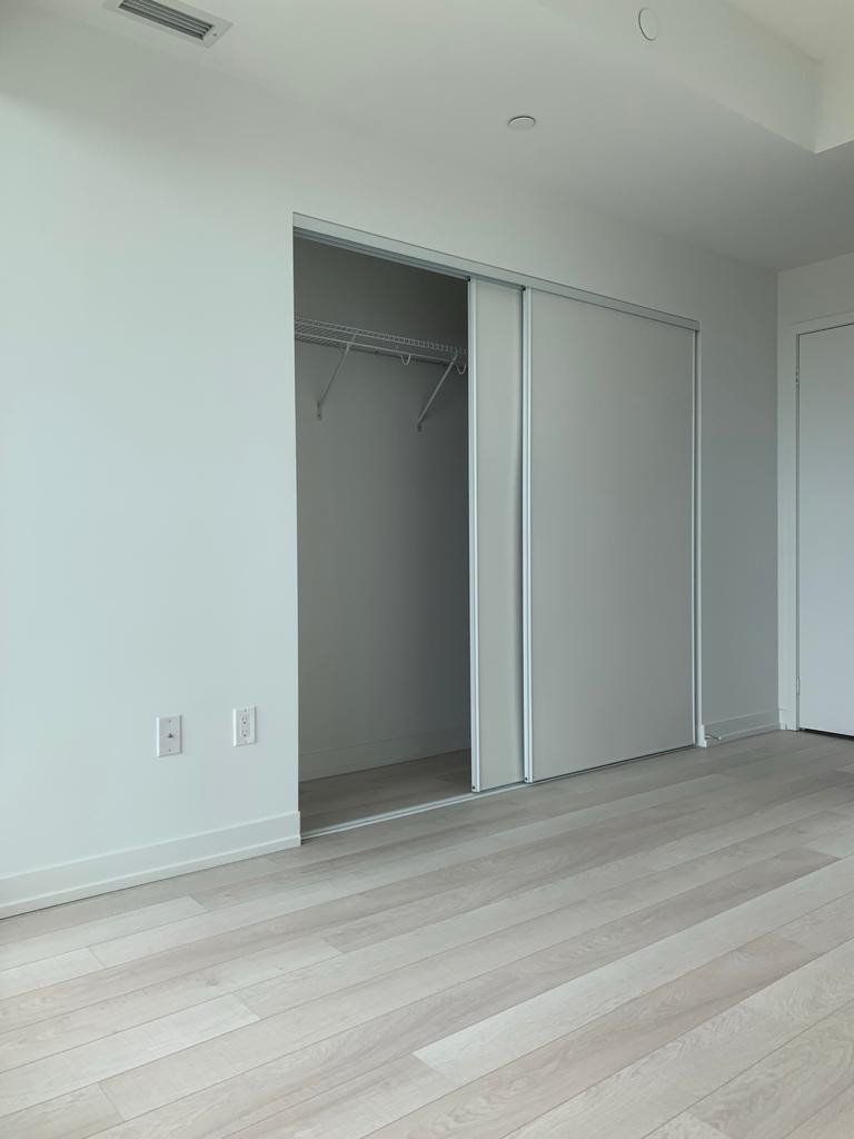 Preview image for 115 Mcmahon Dr #2903, Toronto