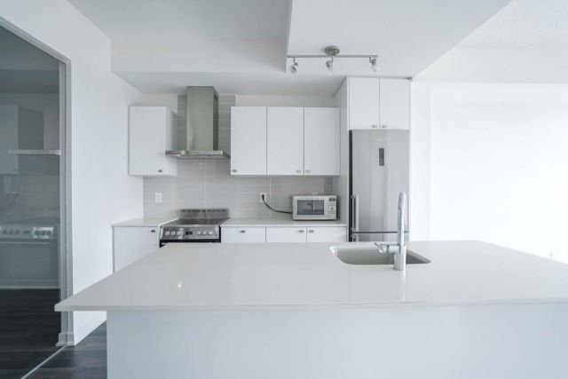 Preview image for 51 East Liberty St #1705, Toronto