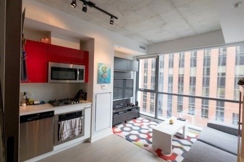 Preview image for 39 Brant St #523, Toronto