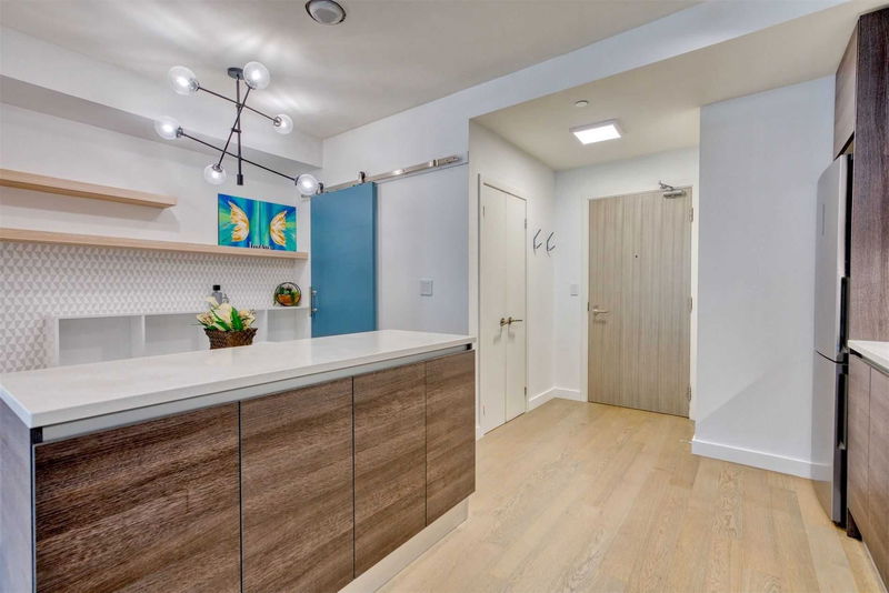 Preview image for 111 Bathurst St #1011, Toronto