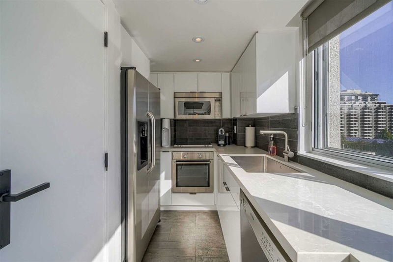 Preview image for 7 Broadway Ave #701, Toronto