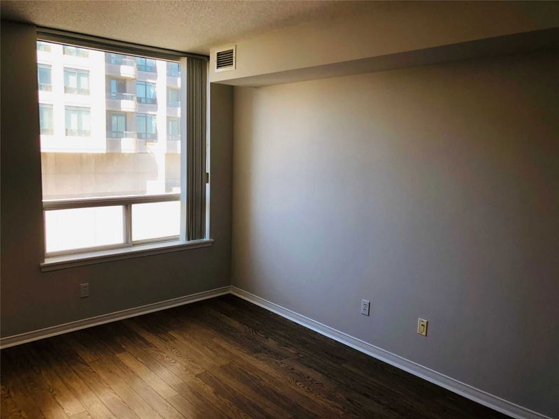 Preview image for 18 Hillcrest Ave #1110, Toronto
