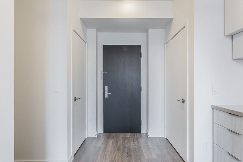 Preview image for 8 Eglinton Ave E #2408, Toronto