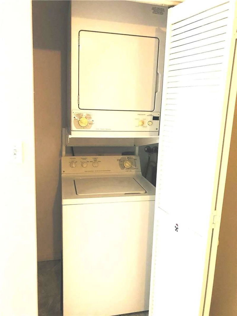 Preview image for 18 Hillcrest Ave #1110, Toronto