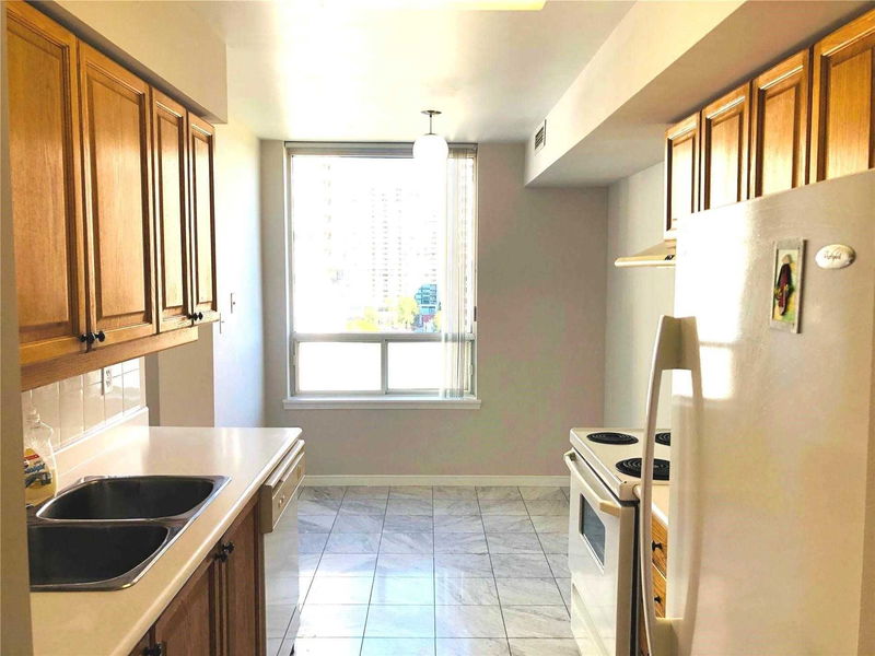 Preview image for 18 Hillcrest Ave #1110, Toronto