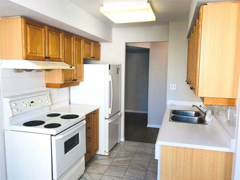 Preview image for 18 Hillcrest Ave #1110, Toronto