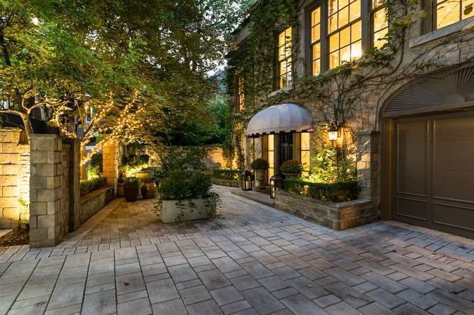 Preview image for 8 Russell Hill Dr, Toronto