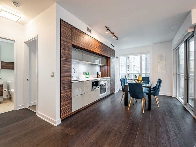 Preview image for 88 Scott St #1005, Toronto