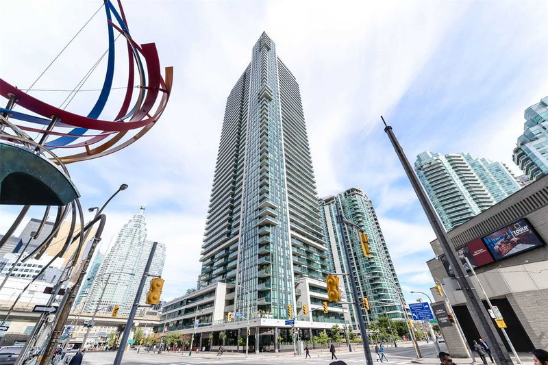 Preview image for 33 Bay St #2701, Toronto