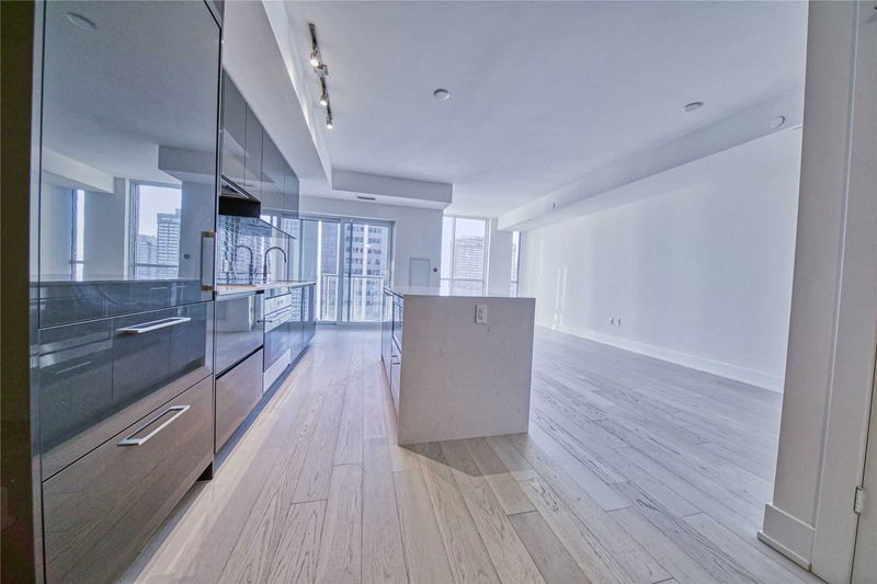 Preview image for 1 Yorkville Ave #3501, Toronto