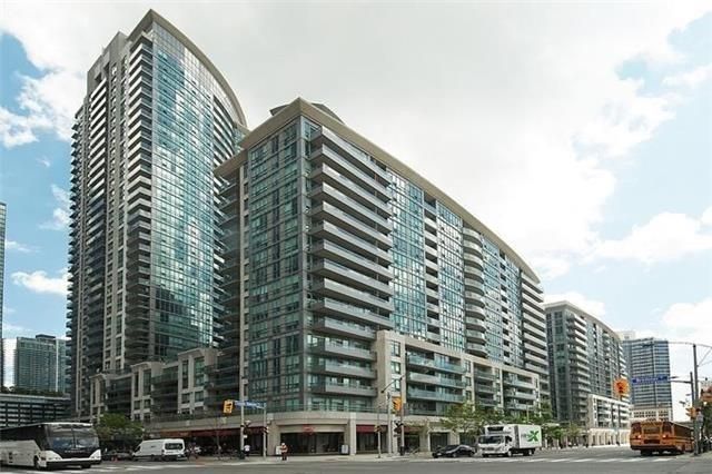 Preview image for 30 Grand Trunk Cres #809, Toronto