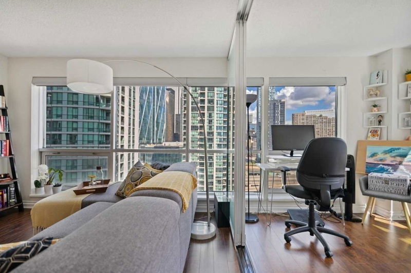 Preview image for 10 Yonge St #1807, Toronto