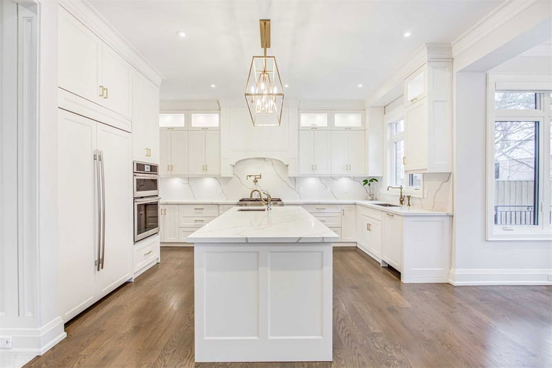 Preview image for 41 Transwell Ave, Toronto