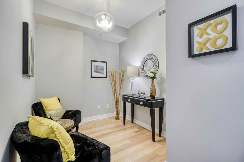 Preview image for 210 Simcoe St #2003, Toronto