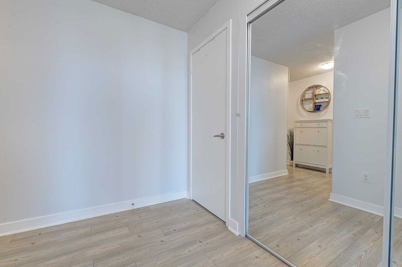 Preview image for 25 Telegram Mews #3910, Toronto