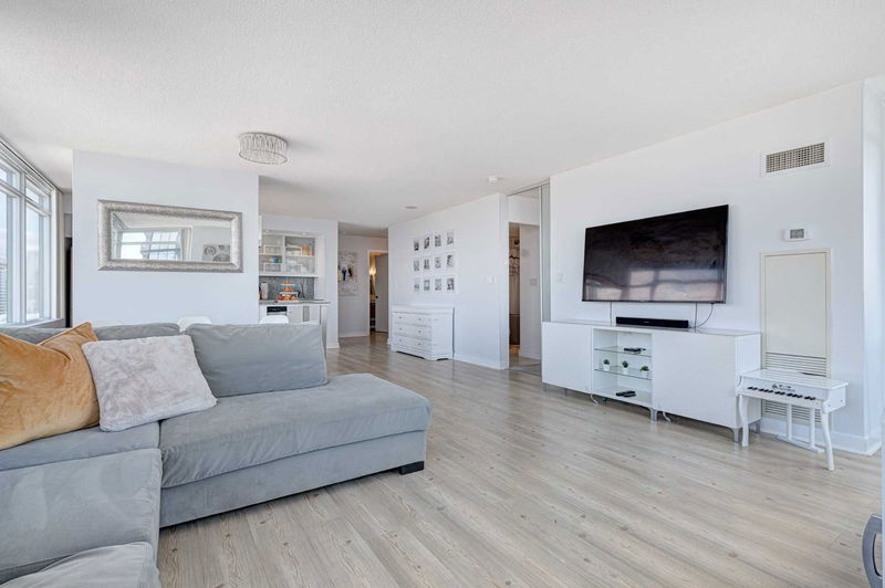 Preview image for 25 Telegram Mews #3910, Toronto
