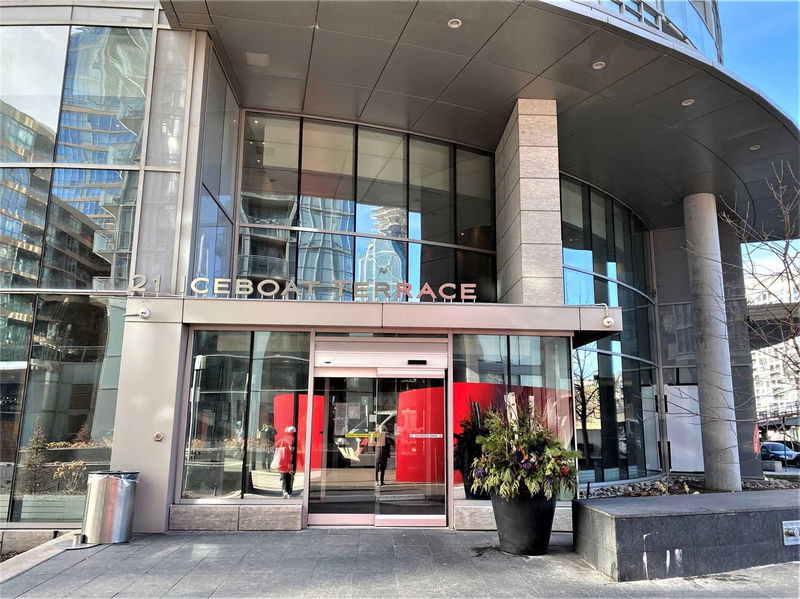 Preview image for 21 Iceboat Terr #3810, Toronto