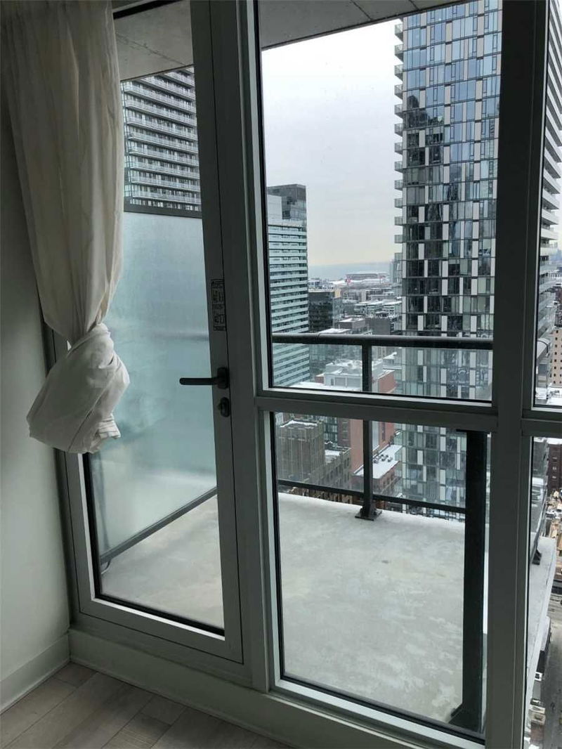 Preview image for 290 Adelaide St W #2703, Toronto