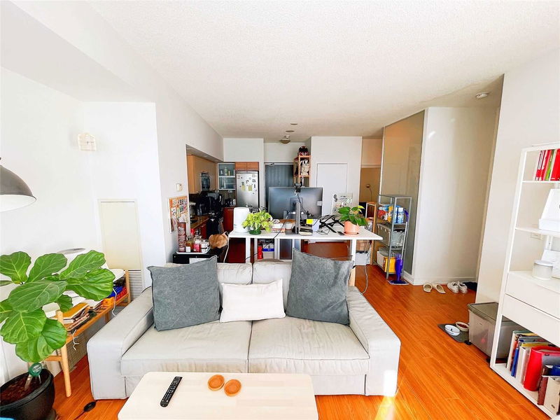 Preview image for 25 Capreol Crt #3610, Toronto