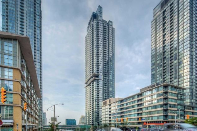 Preview image for 11 Brunel Crt #916, Toronto