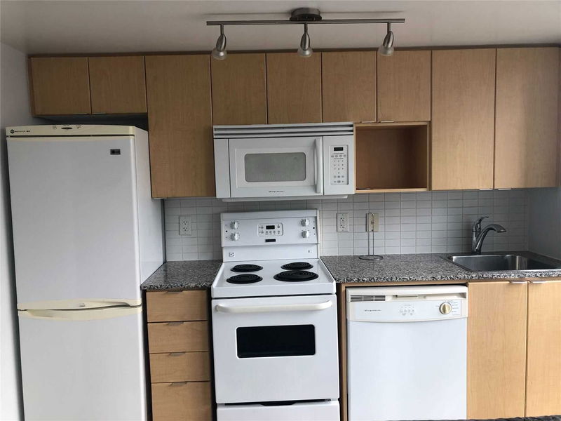 Preview image for 11 Brunel Crt #916, Toronto