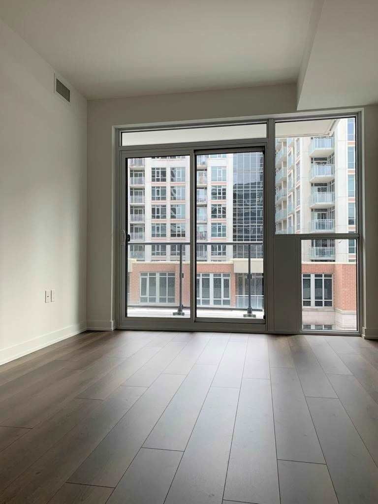 Preview image for 38 Iannuzzi St #516, Toronto