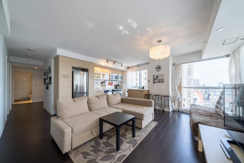 Preview image for 386 Yonge St #1407, Toronto