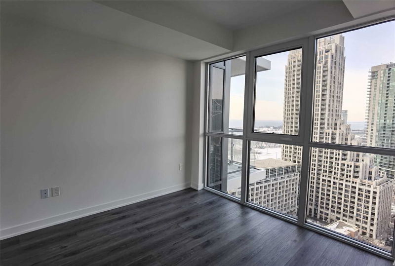 Preview image for 38 Iannuzzi St #2513, Toronto