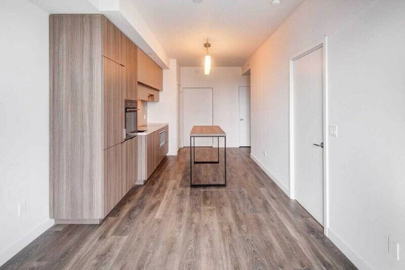 Preview image for 8 Eglinton Ave E #2112, Toronto