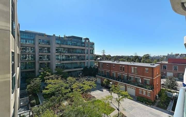 Preview image for 377 Madison Ave #401, Toronto
