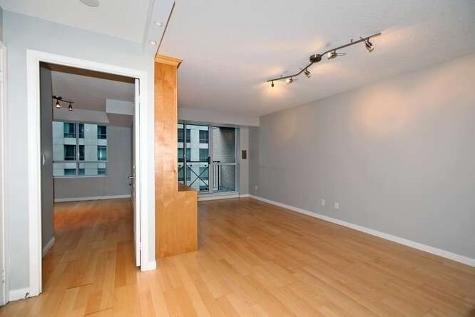 Preview image for 140 Simcoe St #508, Toronto