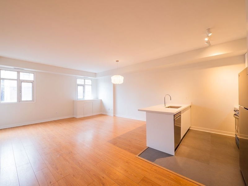 Preview image for 500 Richmond St W #324, Toronto