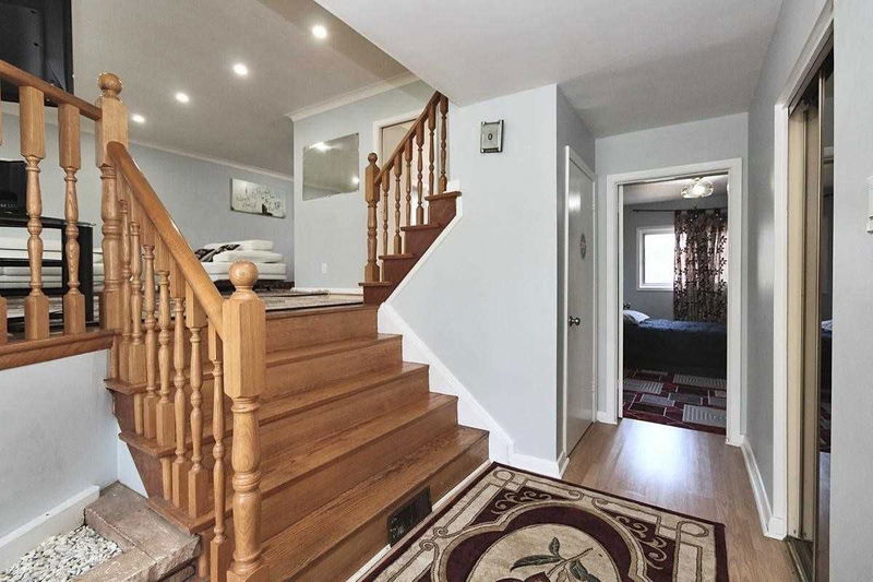 Preview image for 29 Cobham Cres, Toronto