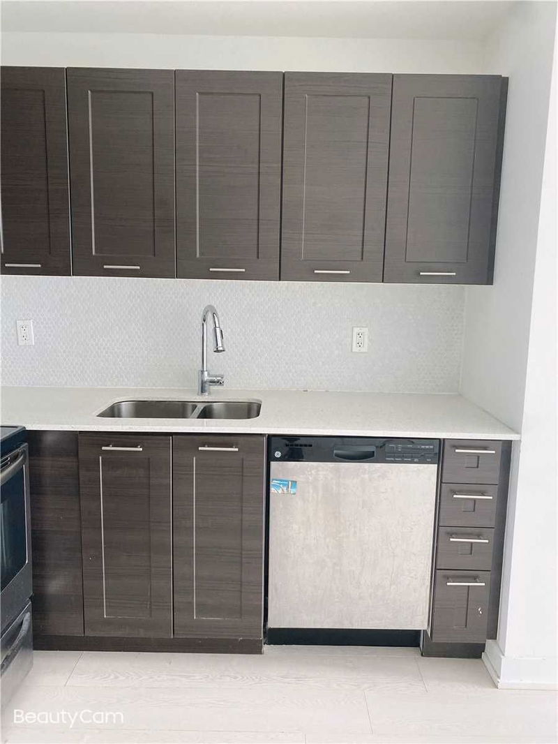 Preview image for 20 Bruyeres Mews #1707, Toronto
