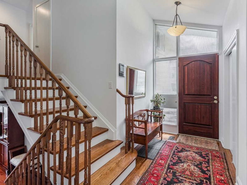 Preview image for 12 Flaremore Cres, Toronto