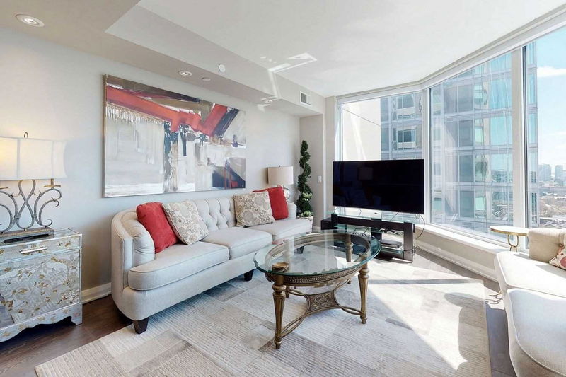 Preview image for 155 Yorkville Ave #2713, Toronto