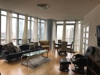 Preview image for 65 Bremner Blvd #2908, Toronto